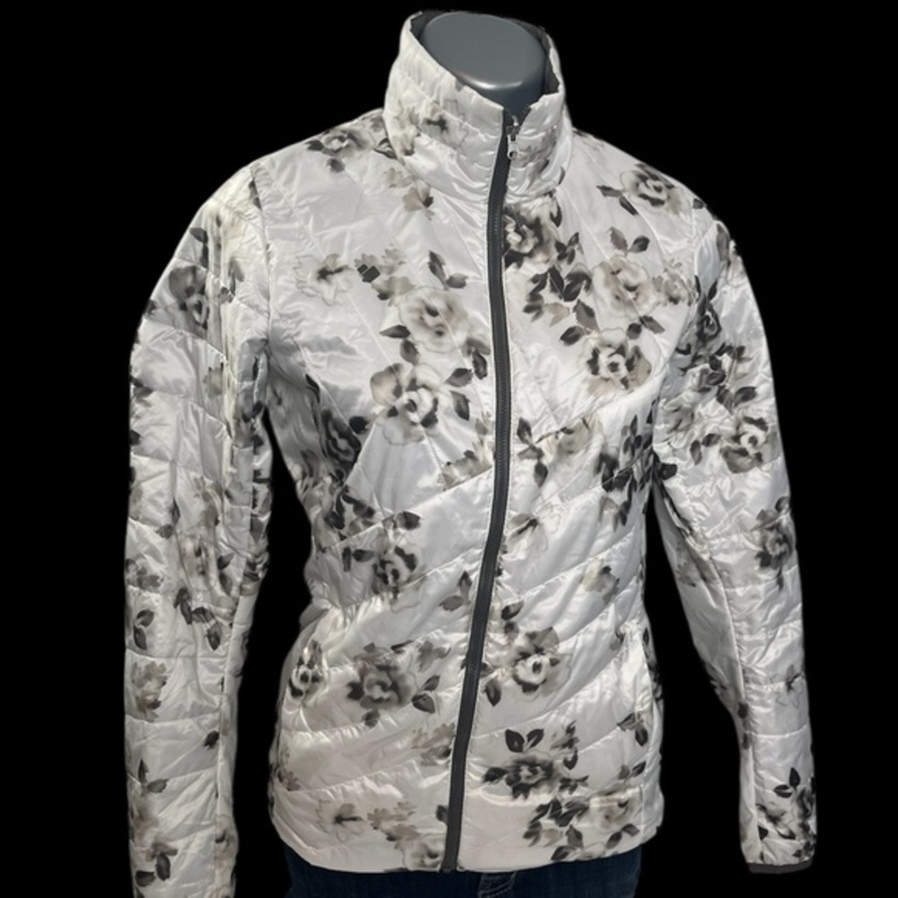 Obermeyer Lightweight Floral White and Gray Puffer Jacket with High Collar. EUC